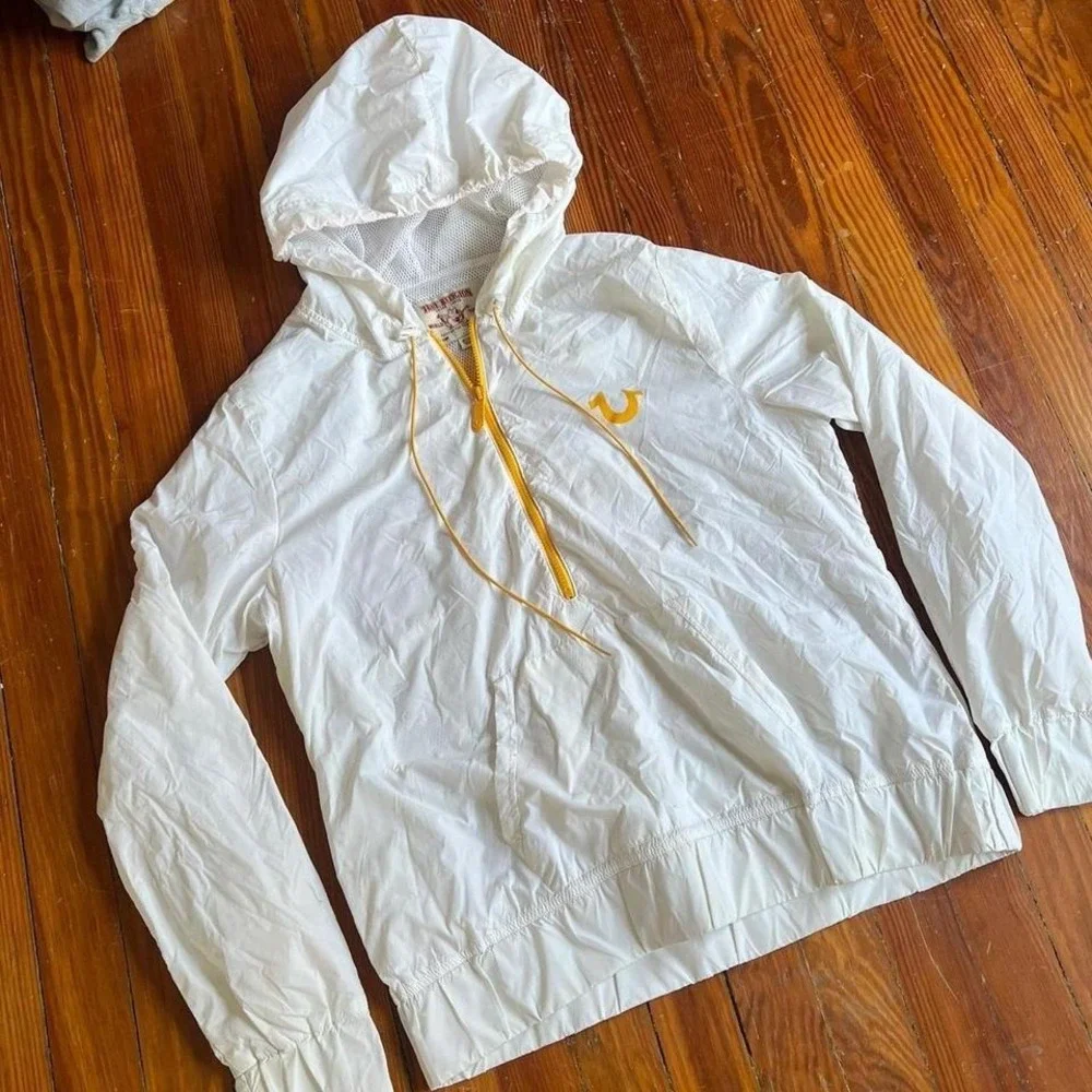 True religion white pullover windbreaker jacket
